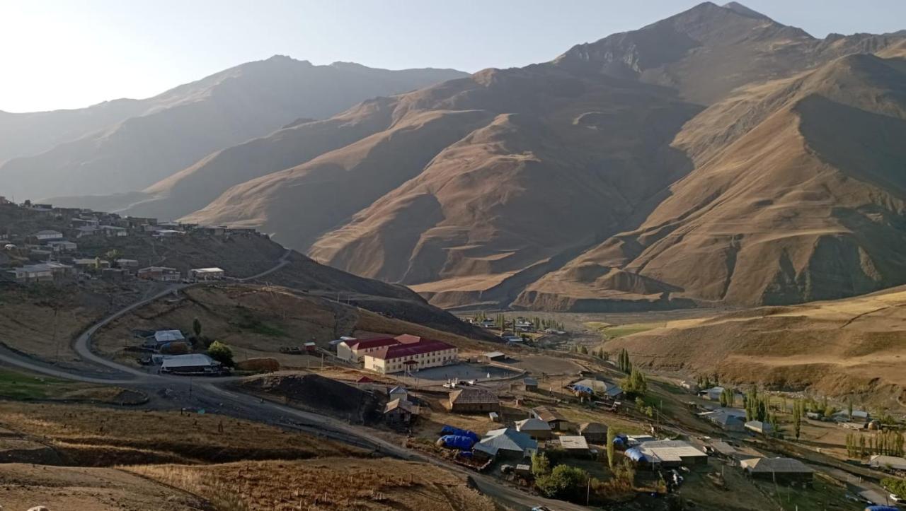 Zaur Guest Hause Hotel Xinaliq Luaran gambar