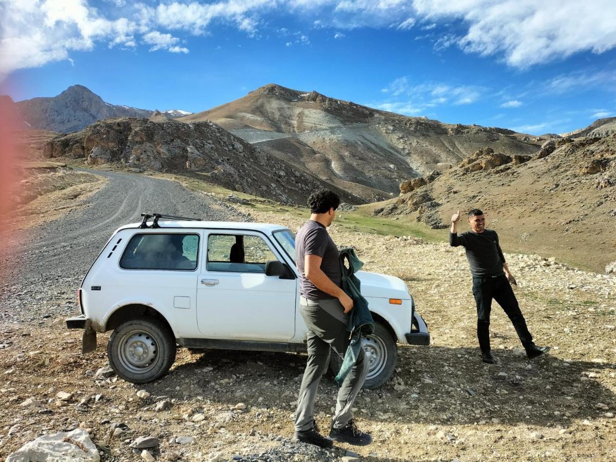 Zaur Guest Hause Hotel Xinaliq Luaran gambar